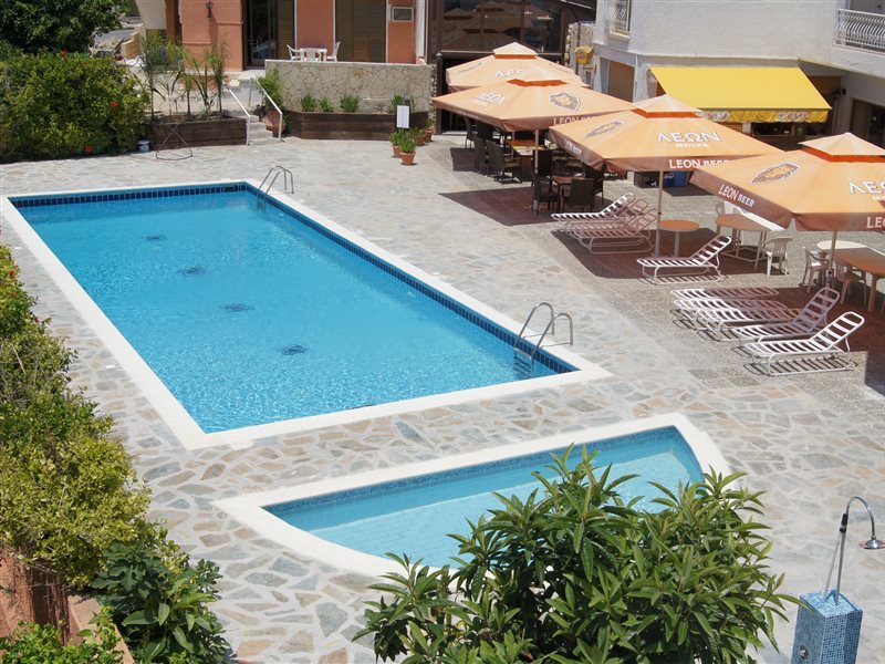 Antonis G Hotel Apartments