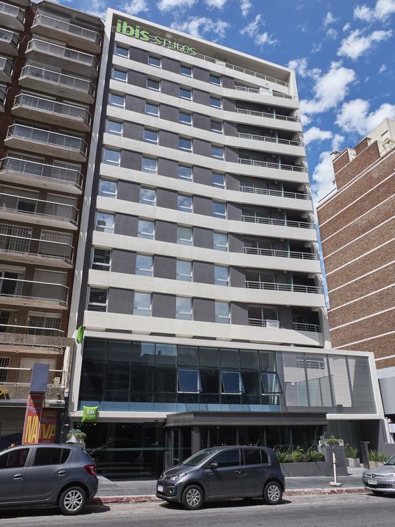 IBIS STYLE MONTEVIDEO