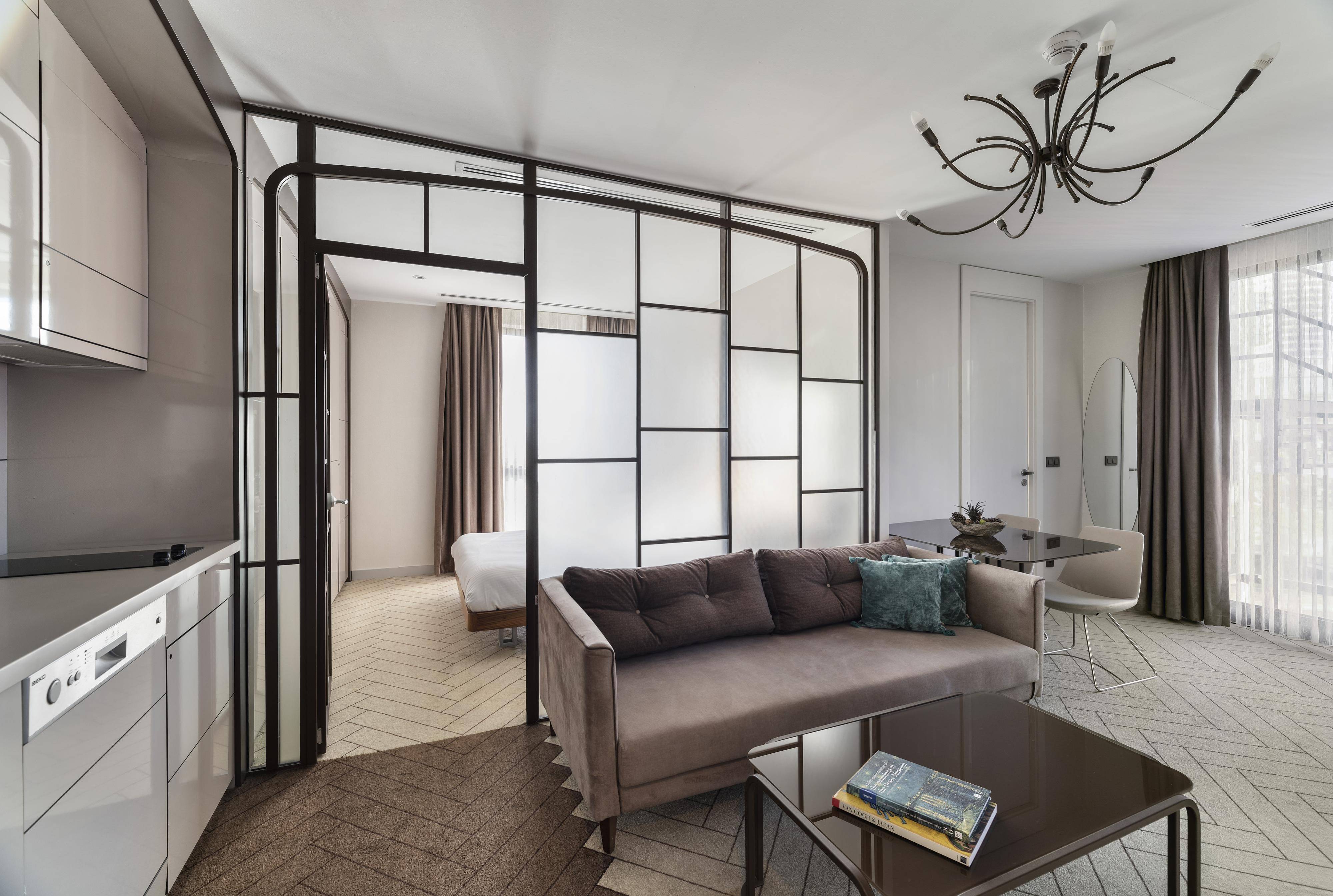 Upsuites Hotel