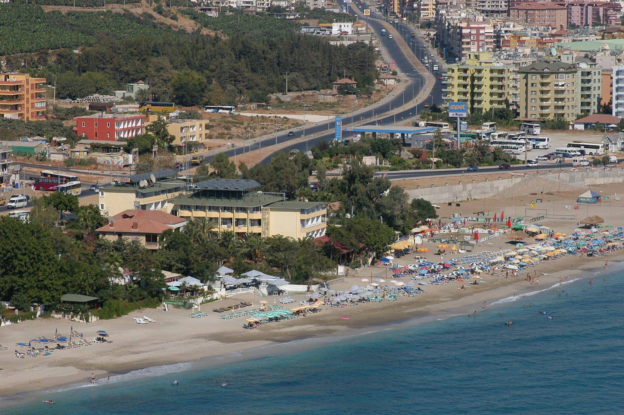 MUZ HOTEL
