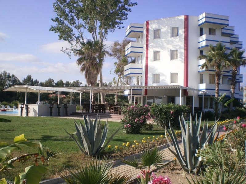 Skys Hotel