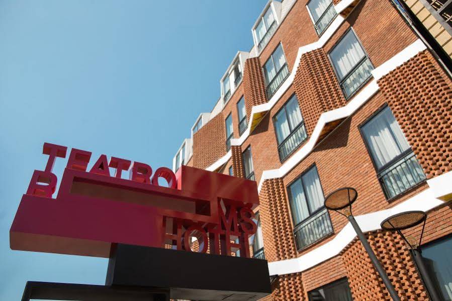 TEATRO ROOMS