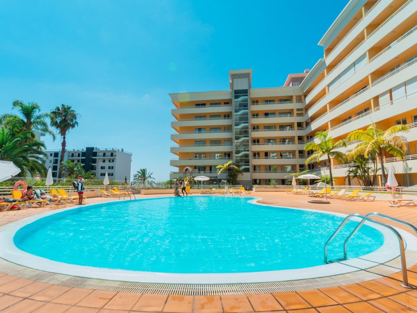 FUNCHAL GREEN PARK POOL