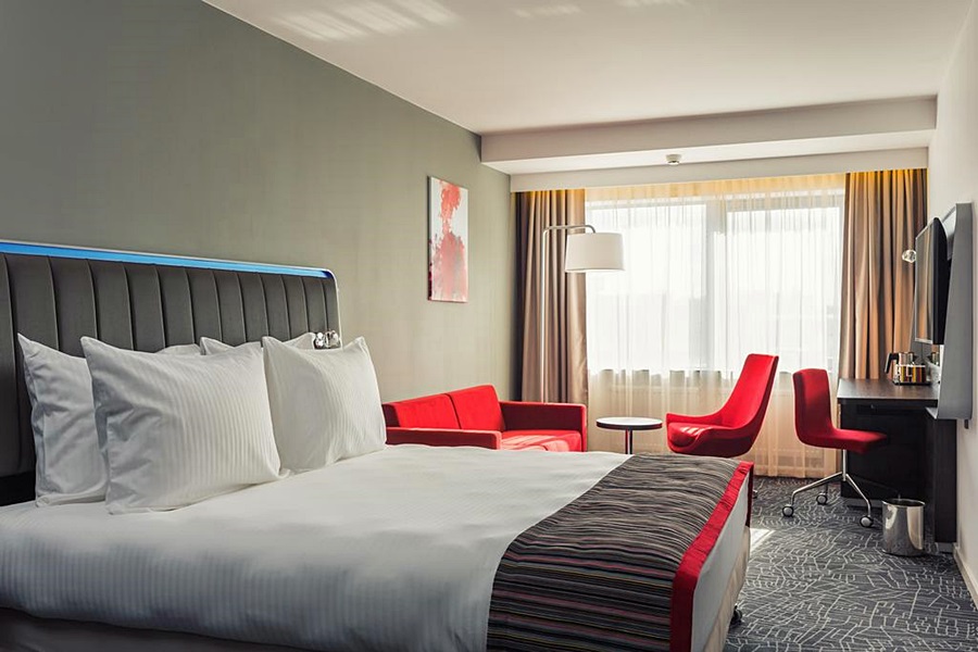 PARK INN BY RADISSON KYIV TROYITSKA