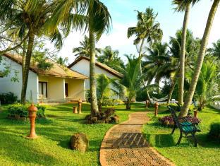 ABAD WHISPERING PALMS KUMARAKOM