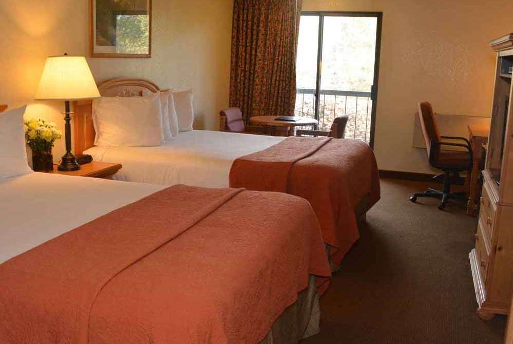 BAYMONT BY WYNDHAM YAKIMA