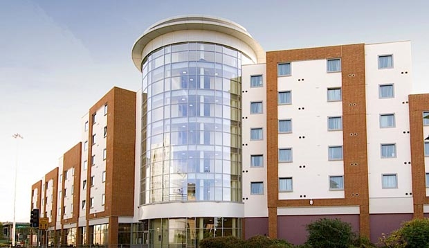 Premier Inn Premier Inn Reading Central