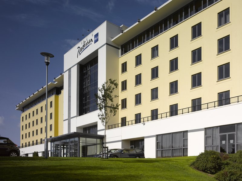 RADISSON BLU HOTEL, DUBLIN AIRPORT