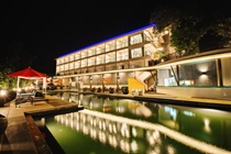 SUNSET BEACH CLUB