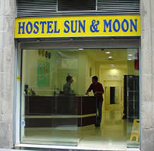 SUN & MOON HOSTEL
