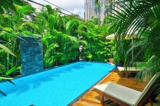 SECRET VILLA