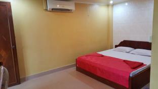 THE BRIGHT LOTUS GUESTHOUSE