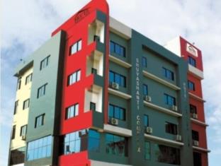 OYO 105 HOTEL TRAVEL INN