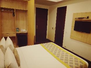 STATELY SUITES NH8