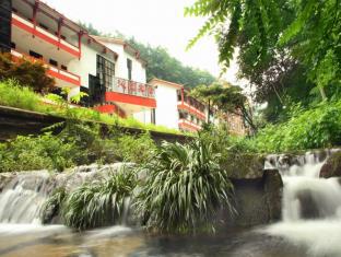 ZHANGJIAJIE FOREST PARK QINYUAN