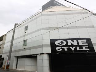 ONE STYLE