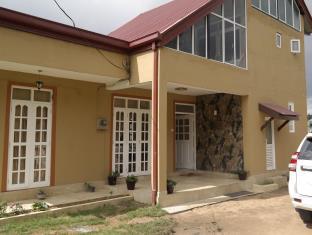 PEACH VILLA