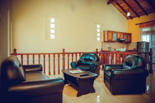 THE TERRANOVA INN