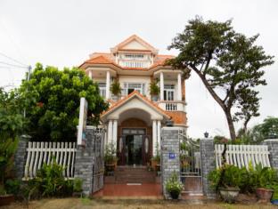 BEAUTIFUL MOON HOI AN VILLA