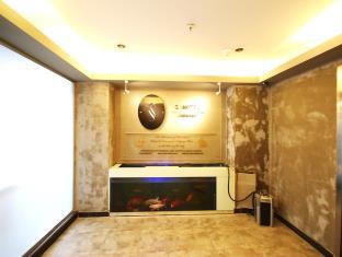 S HOTEL HONG KONG TSIM SHA TSUI