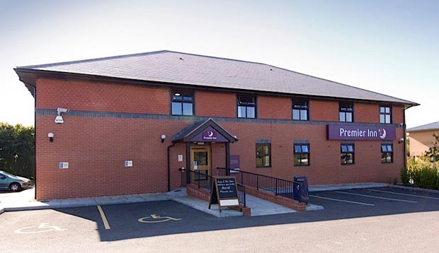 Premier Inn Premier Inn Yeovil Airfield