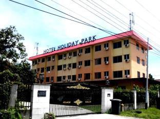 HOLIDAY PARK