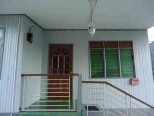 WR RESIDENCE