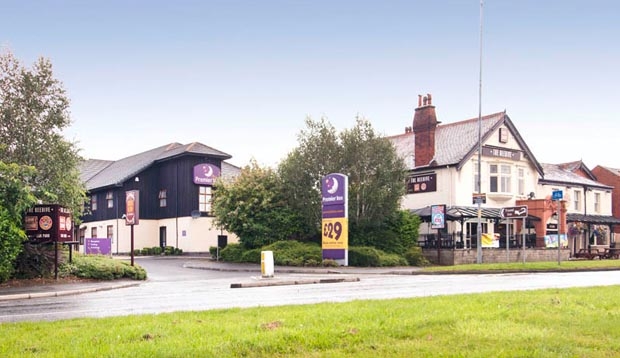 Premier Inn Premier Inn Bolton West