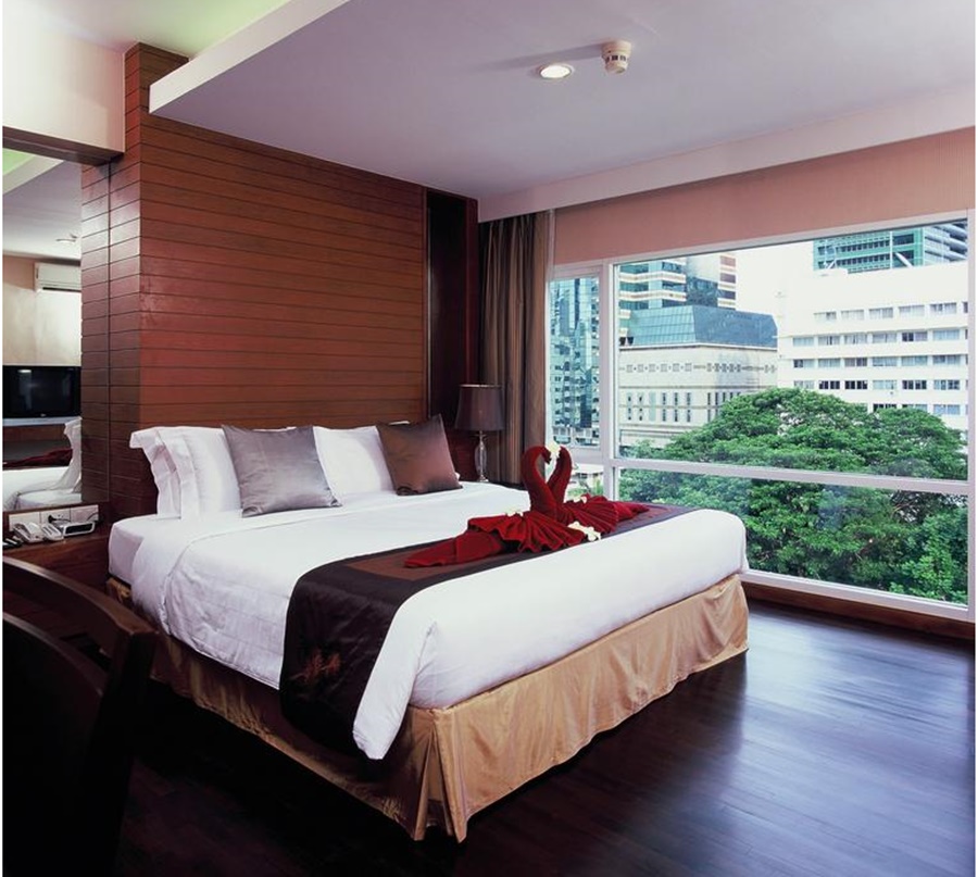 FURAMAXCLUSIVE SATHORN