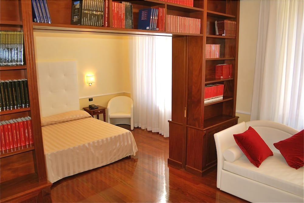 LUDOVISI LUXURY ROOMS