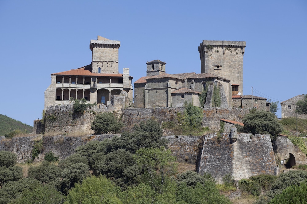 Parador de Castillo Monterrei