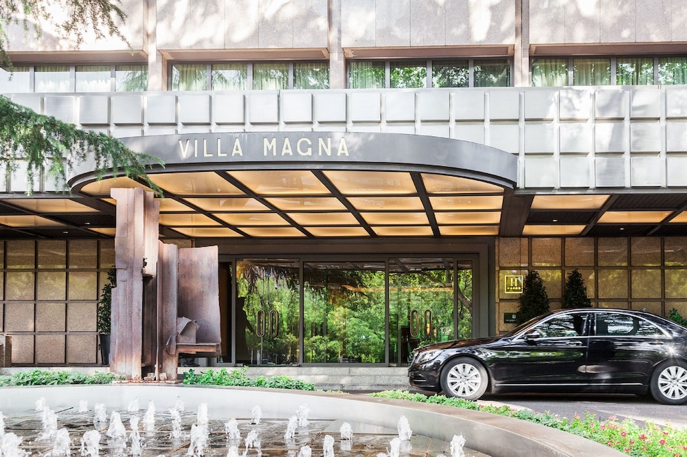 ROSEWOOD VILLA MAGNA - Hotel cerca del Restaurante Korea