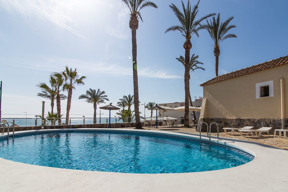 HOSTAL SAN JUAN - Hotel cerca del Alicante Golf
