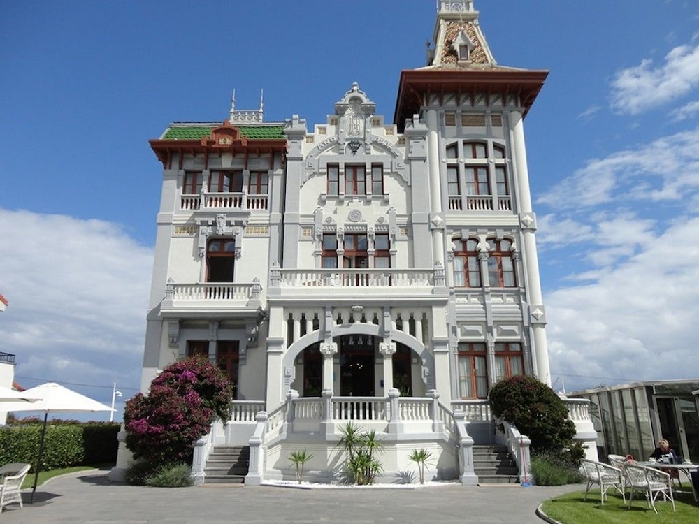 PALACETE VILLA ROSARIO