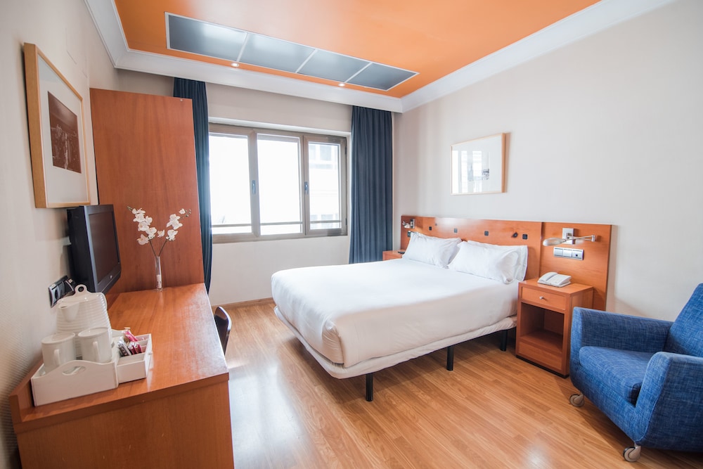 Petit Palace Cliper Gran Vía - Hotel cerca del Centro de la Real Federacion Española de Golf S.a.