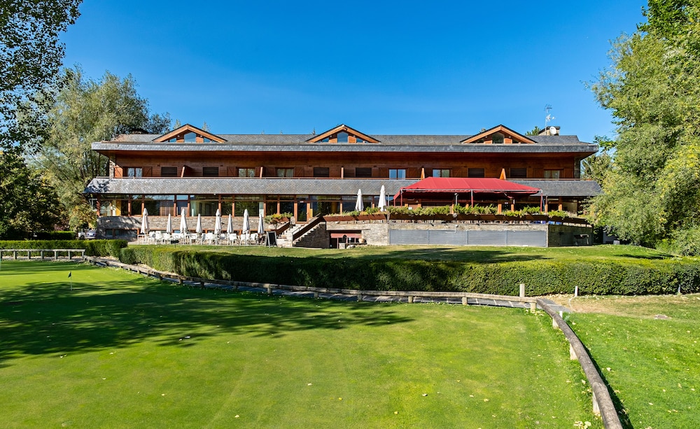 XALET DEL GOLF - Hotel cerca del Estación de Sky Guils Fontanera