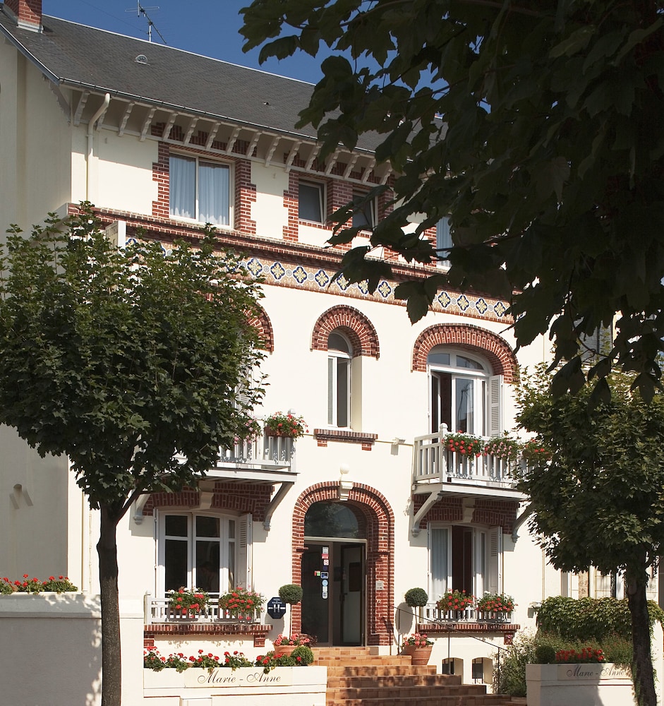 HÔTEL MARIE-ANNE