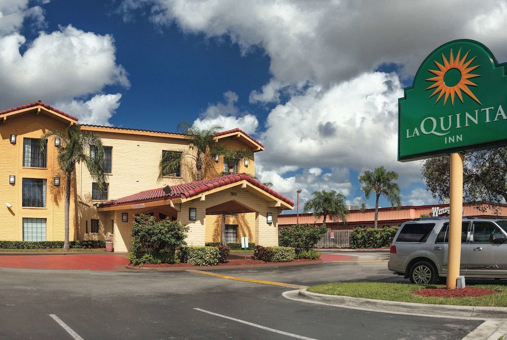 La Quinta Inn Airport North