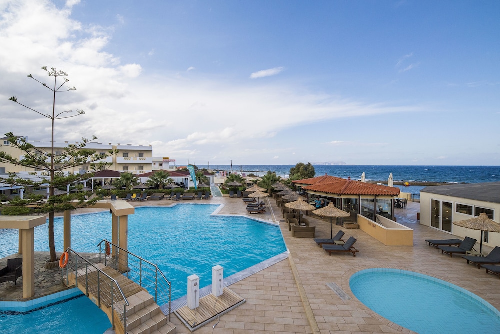 Senseana Sea Side Resort & Aquadventure - All Inclusive