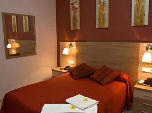 Hostal Atocha Almudena Martin