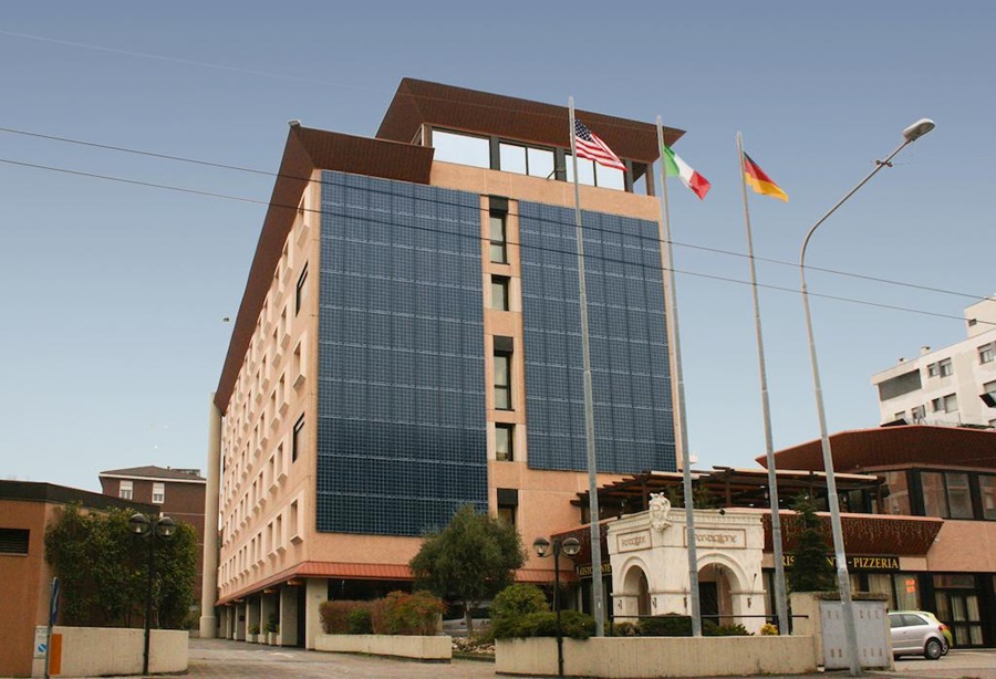 IH HOTELS BOLOGNA AMADEUS