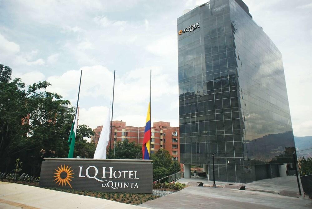 La Quinta by Wyndham Medellin