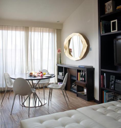 Repubblica Firenze Luxury Apartments   UNA Esperienze