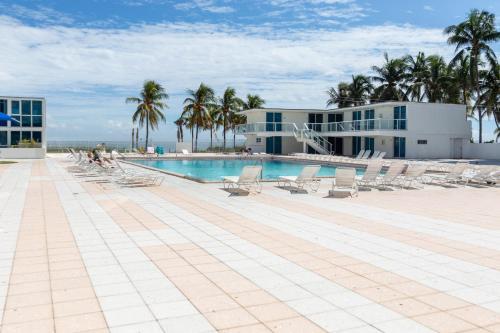 Design Suites Miami Beach Apartments