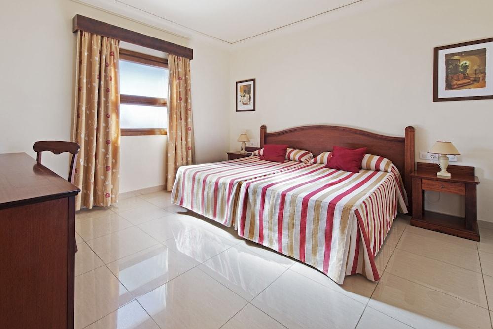 MARYLANZA SUITES - Hotel cerca del Centro de Golf Los Palos