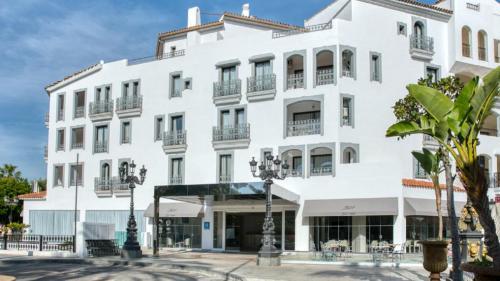BOUTIQUE HOTEL B51 - Hotel cerca del Club de Golf Guadalmina