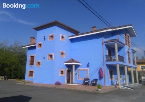 HOTEL EL TRASGU - Hotel cerca del Puente Romano en Cangas de Onís