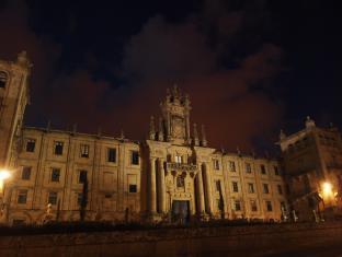 SAN MARTIN PINARIO - Hotel cerca del Catedral de Santiago