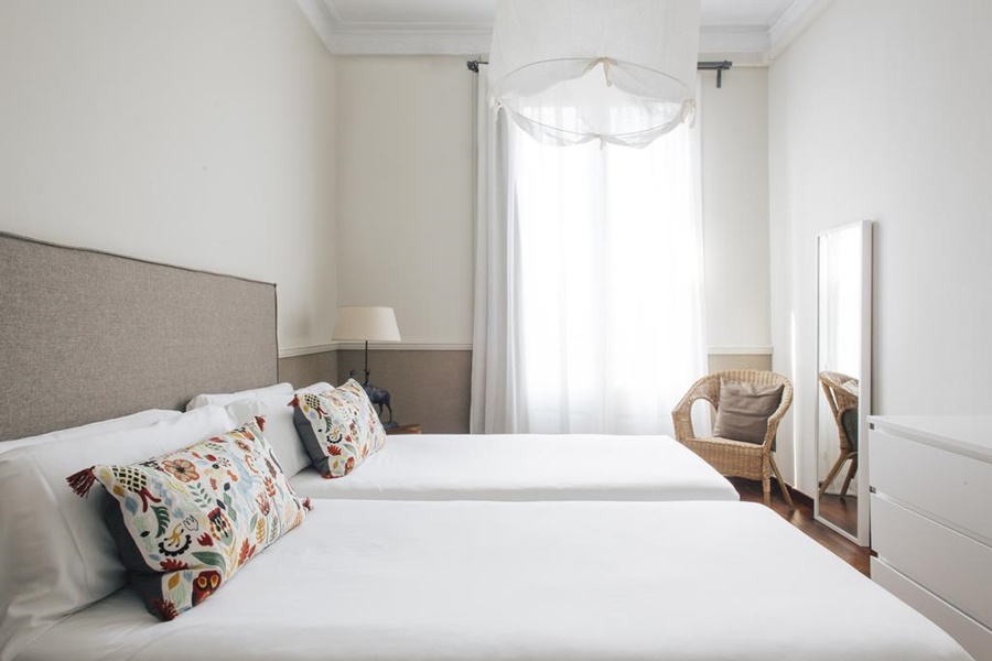 BARCELONA APARTMENT VAL - Hotel cerca del Take Away Sushibox