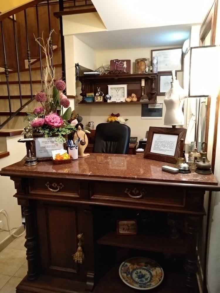 Hotel Casa Vieja del Sastre
